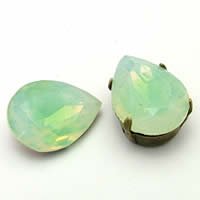 Sabrina Faceted Pearグリーン11×16mm(02-15)