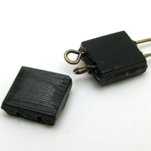 ヴィンテージビーズ ブラック 7×7mm