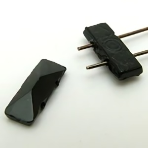 ヴィンテージビーズ ブラック 11×4.5mm