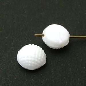 ヴィンテージビーズ ホワイト 7×7mm