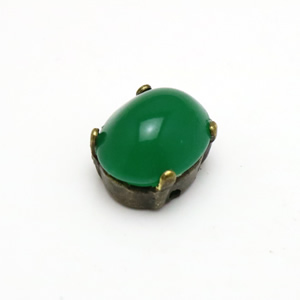 チェリーブランドビーズ：オーバルカボション グリーン10×8mm【2個】