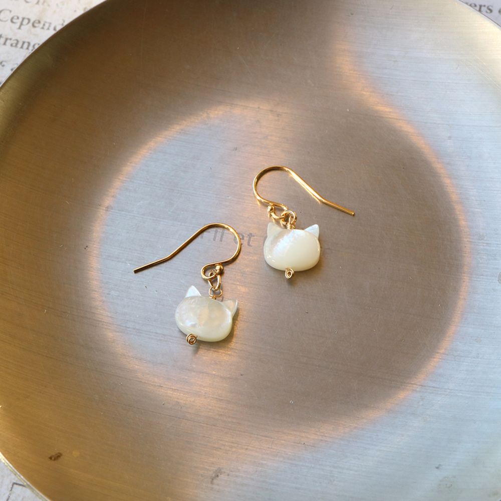 能登支援】ネコのピアス：マザーオブパール14KGF（完成品  