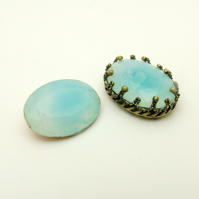 Sabrina Faceted Ovalアクア18×13mm(01-08)