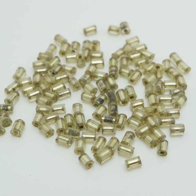 ヴィンテージシードビーズ　ブラウン 約2.5×1mm