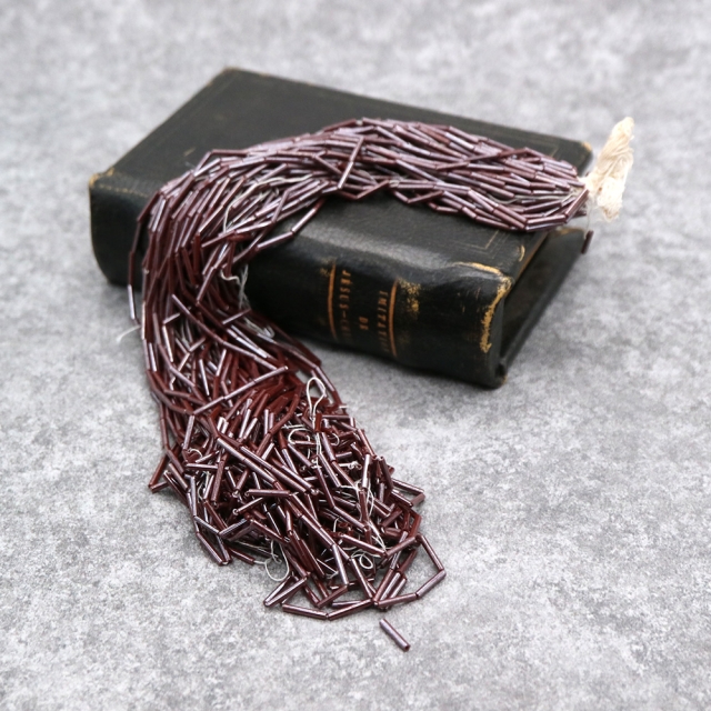 糸通しフランスヴィンテージシードビーズ ブラウン