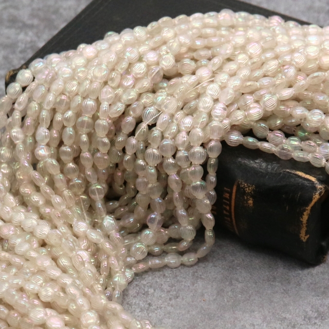 糸通しフランスヴィンテージスフレビーズ