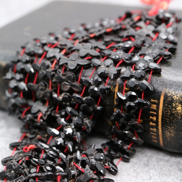 フランスヴィンテージビーズ ブラック 鏃