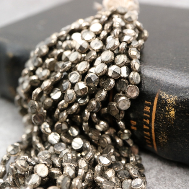 フランスヴィンテージビーズ メタリック